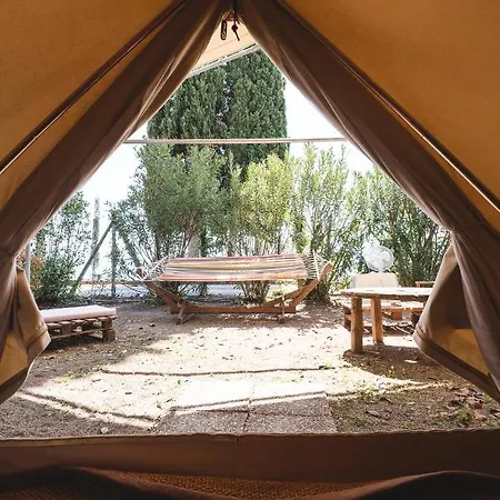 Nisi Glamping 3*