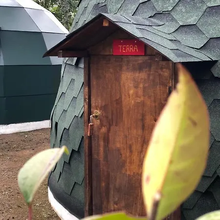 Nisi Glamping 3* 파랄리아 라콘