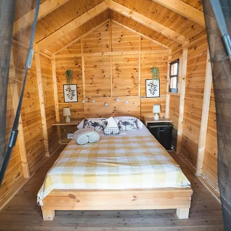 Nisi Glamping