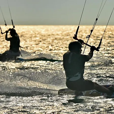 Kamp alanı Nisi Glamping 3*