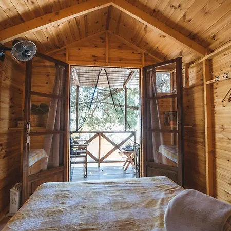 Nisi Glamping 3*