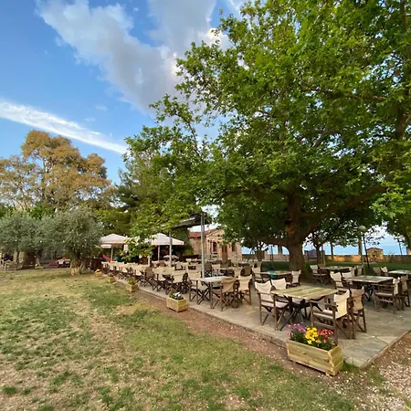 Nisi Glamping Paralia Rachon