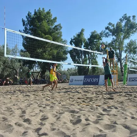 Kamp alanı Nisi Glamping Paralía Rachon