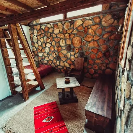 Nisi Glamping 3* 파랄리아 라콘