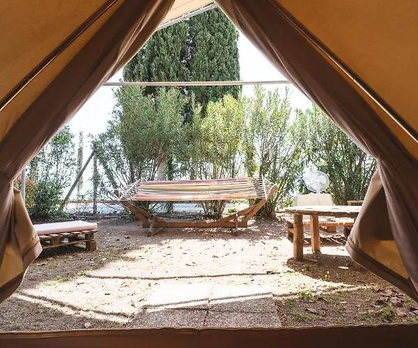 Nisi Glamping 3*